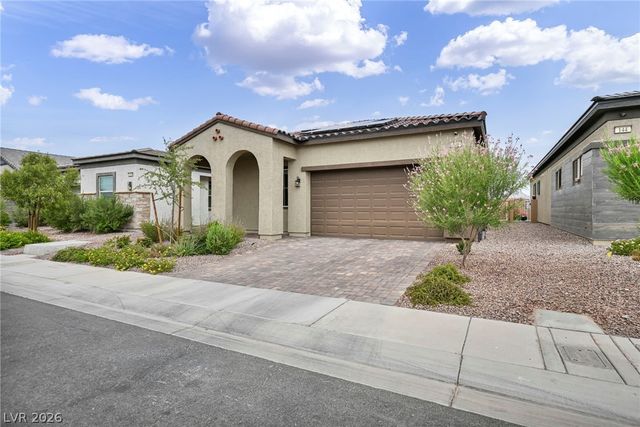 140 Royal Cascade Avenue, Henderson, NV 89011