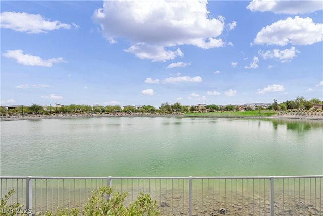 140 Royal Cascade Avenue, Henderson, NV 89011
