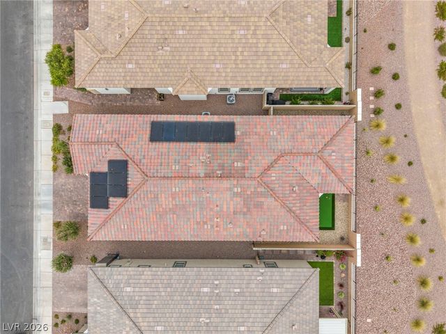 140 Royal Cascade Avenue, Henderson, NV 89011