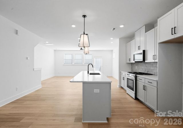 4015 Bass River Parkway, Charlotte, NC 28217