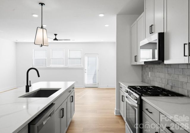 4015 Bass River Parkway, Charlotte, NC 28217