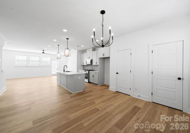 4015 Bass River Parkway, Charlotte, NC 28217