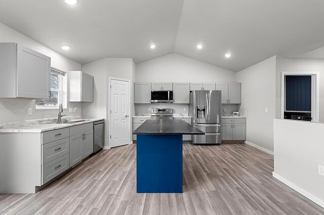 843 RED HAWK DRIVE, Pulaski, WI 54162