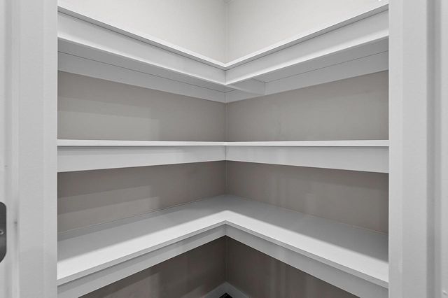 843 RED HAWK DRIVE, Pulaski, WI 54162