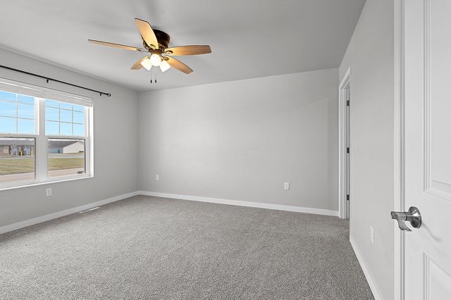 843 RED HAWK DRIVE, Pulaski, WI 54162