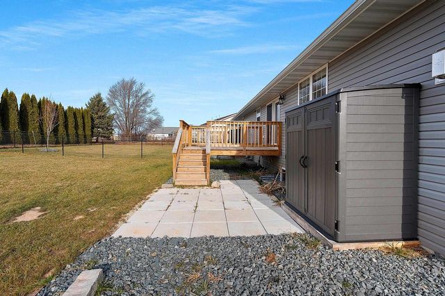 843 RED HAWK DRIVE, Pulaski, WI 54162