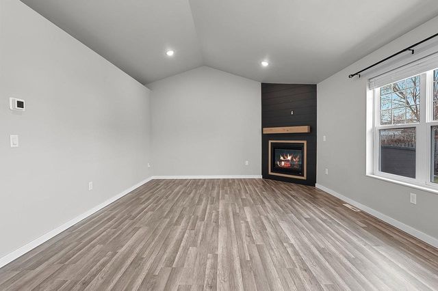 843 RED HAWK DRIVE, Pulaski, WI 54162