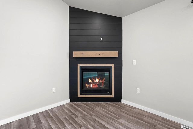 843 RED HAWK DRIVE, Pulaski, WI 54162