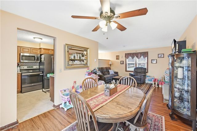 1881 Cliff Drive, Salem, OH 44460