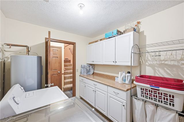 1881 Cliff Drive, Salem, OH 44460