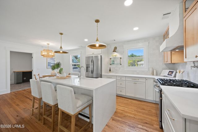 1613 Madrid Avenue, Port Royal, SC 29935
