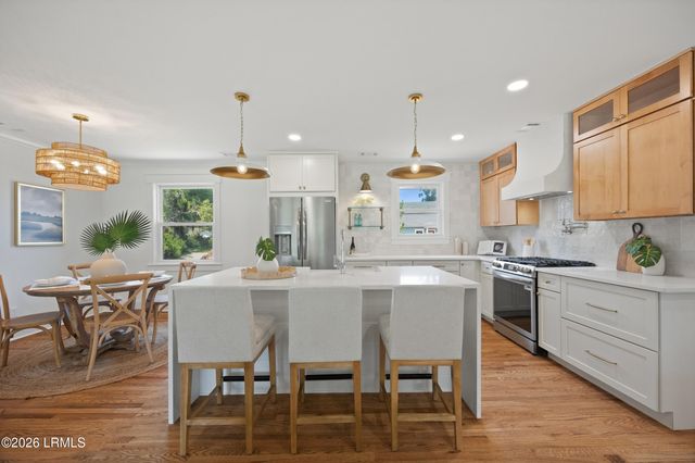 1613 Madrid Avenue, Port Royal, SC 29935