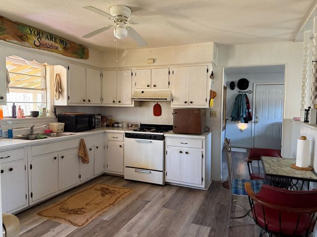 637 Hwy 63, Williford, AR 72482