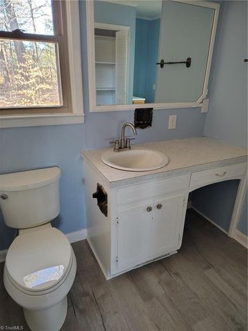 110 Walden Lane, Ararat, NC 27007