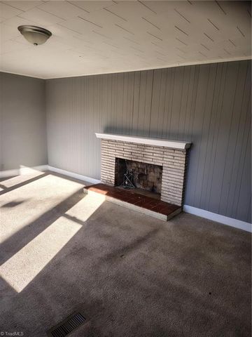 110 Walden Lane, Ararat, NC 27007