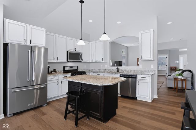 17207 Falkland Drive, Westfield, IN 46074