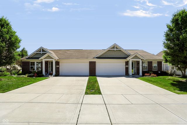 17207 Falkland Drive, Westfield, IN 46074