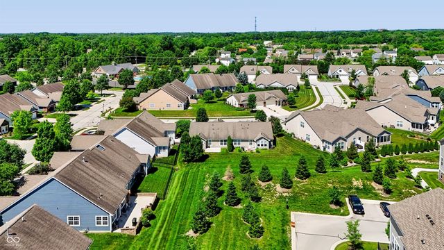 17207 Falkland Drive, Westfield, IN 46074