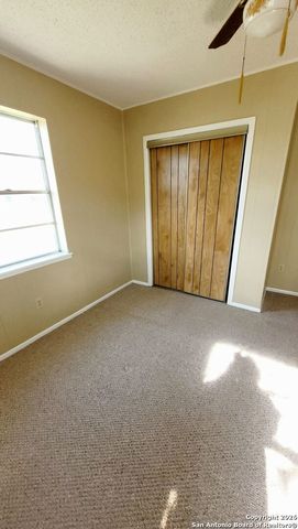 803 Avenue H, Sinton, TX 78387