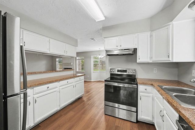 6839 Blue Ridge Drive, Richmond, TX 77469