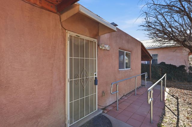 2428 William Street SE, Albuquerque, NM 87102