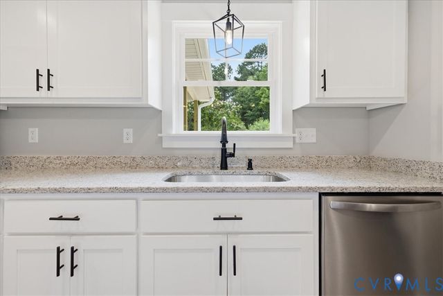4120 Lee Dr, North Dinwiddie, VA 23803