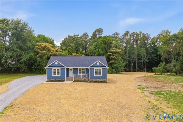 4120 Lee Dr, North Dinwiddie, VA 23803