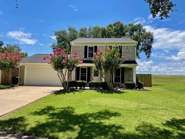 2718 Great Lakes Avenue, Sugar Land, TX 77479