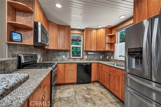 16600 Mountain View Drive, Cobb, CA 95426