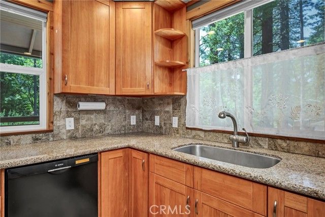 16600 Mountain View Drive, Cobb, CA 95426