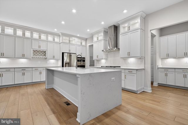 7305 SUGAR MAGNOLIA LOOP, Gainesville, VA 20155
