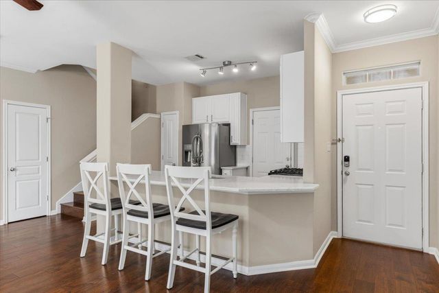 3300 Forest Creek DR 47, Round Rock, TX 78664