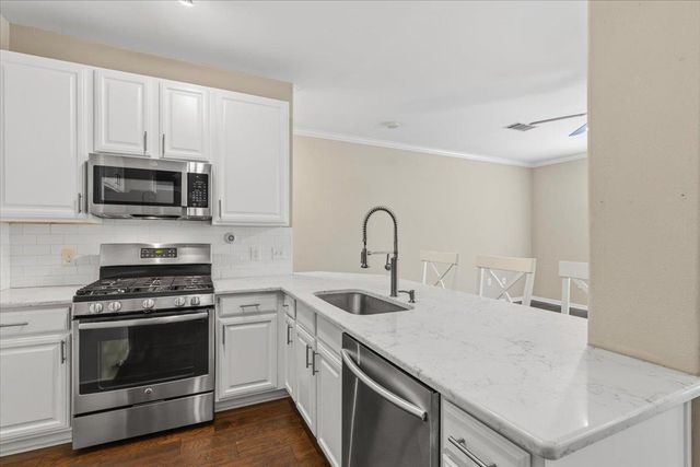 3300 Forest Creek DR 47, Round Rock, TX 78664