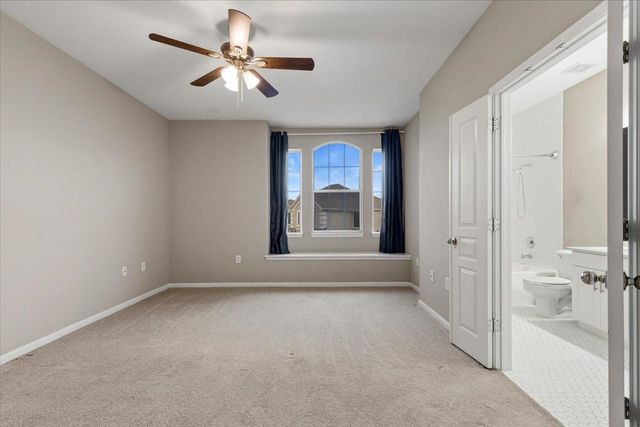 3300 Forest Creek DR 47, Round Rock, TX 78664