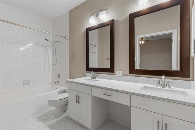 3300 Forest Creek DR 47, Round Rock, TX 78664