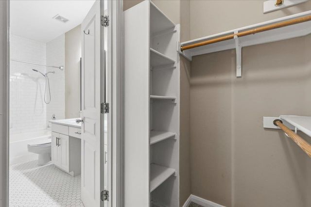 3300 Forest Creek DR 47, Round Rock, TX 78664