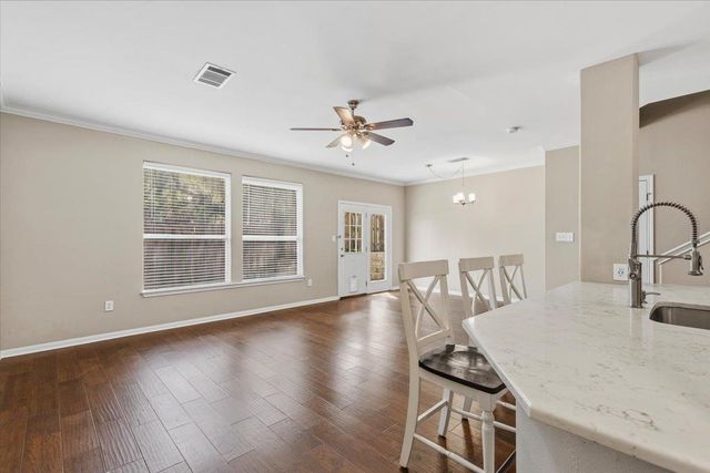 3300 Forest Creek DR 47, Round Rock, TX 78664