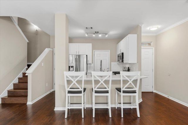 3300 Forest Creek DR 47, Round Rock, TX 78664