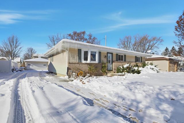 4339 S 49th STREET, Greenfield, WI 53220