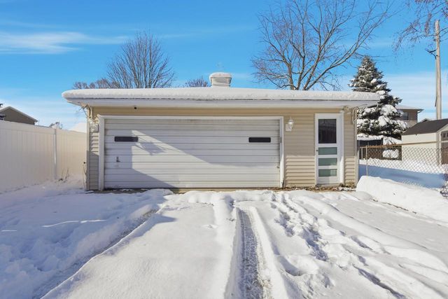 4339 S 49th STREET, Greenfield, WI 53220
