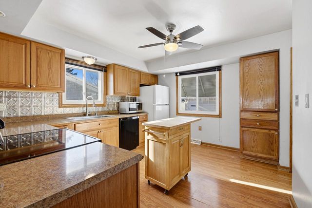 4339 S 49th STREET, Greenfield, WI 53220