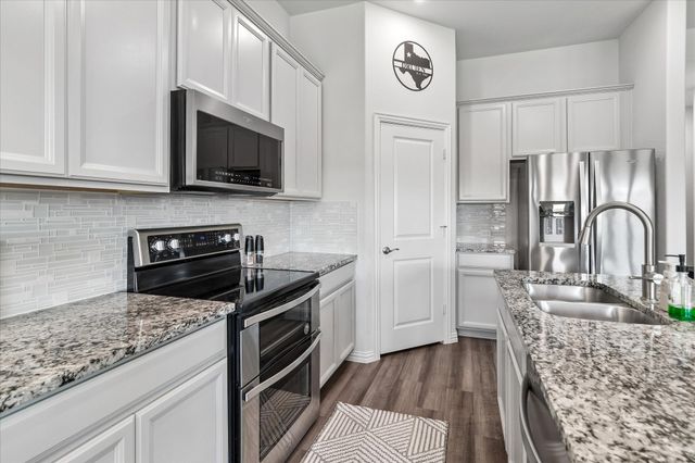223 Fieldstone Drive, Melissa, TX 75454