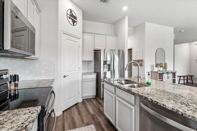 223 Fieldstone Drive, Melissa, TX 75454