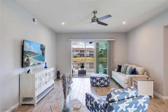 4607 Arboretum CIR 103, Naples, FL 34112