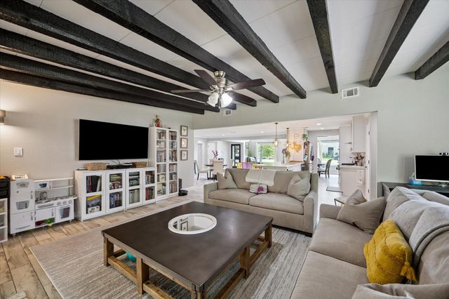 9840 Warwana Road, Houston, TX 77080