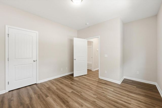 1300 Kentucky Street, Darien, GA 31305