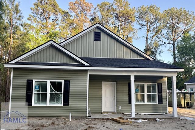 1300 Kentucky Street, Darien, GA 31305