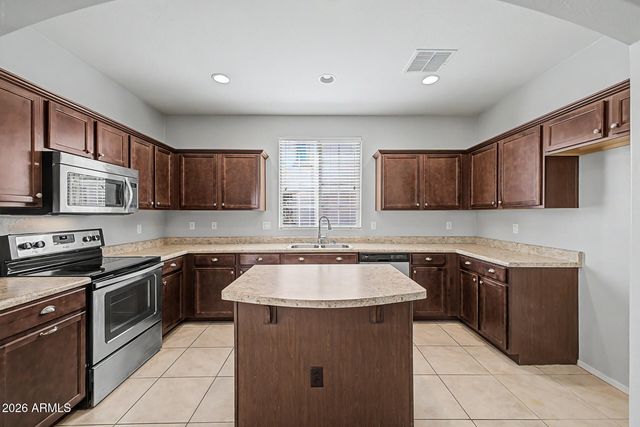 17746 W BANFF Lane, Surprise, AZ 85388