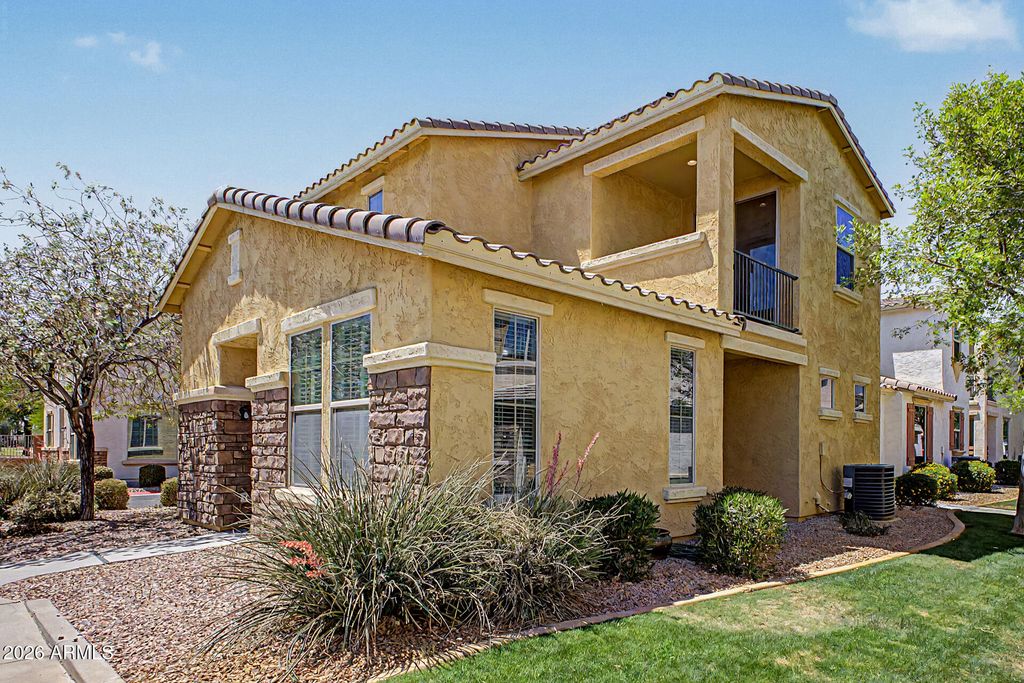 17746 W BANFF Lane, Surprise, AZ 85388