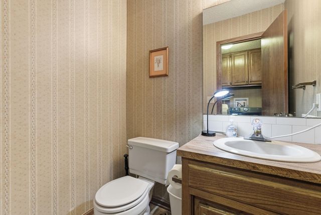 5743 N Charles St, Wichita, KS 67204